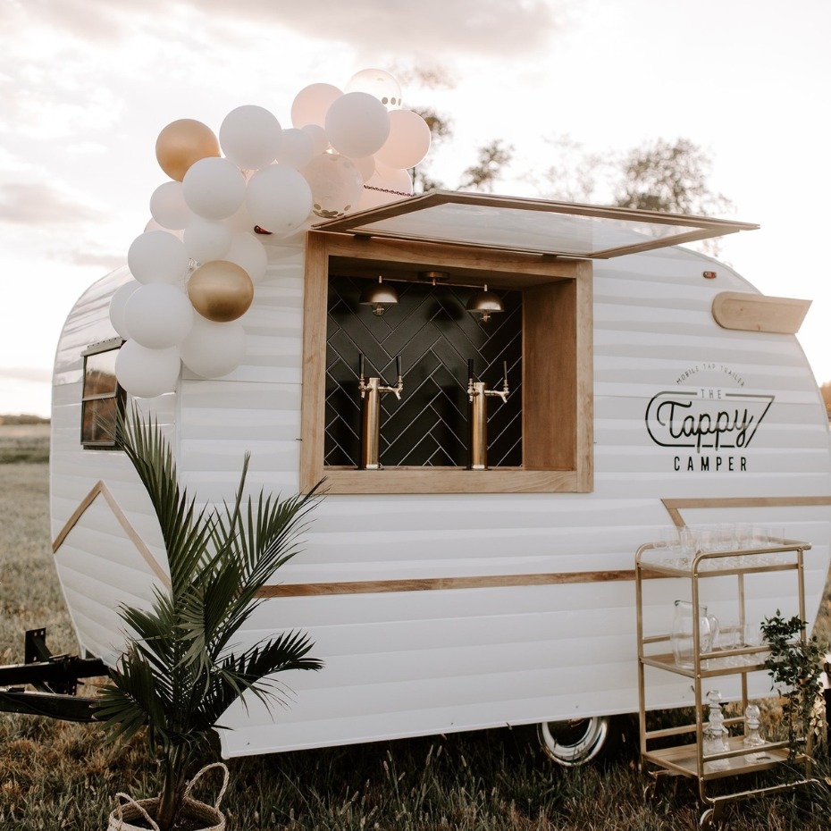 10 of the Best Mobile Bar Carts for Your Wedding